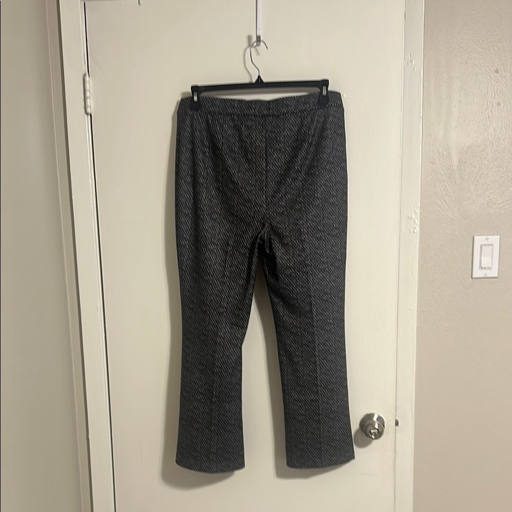 Wren Gray Wide Leg Pants with Textured Pattern - Picture 5 of 5
